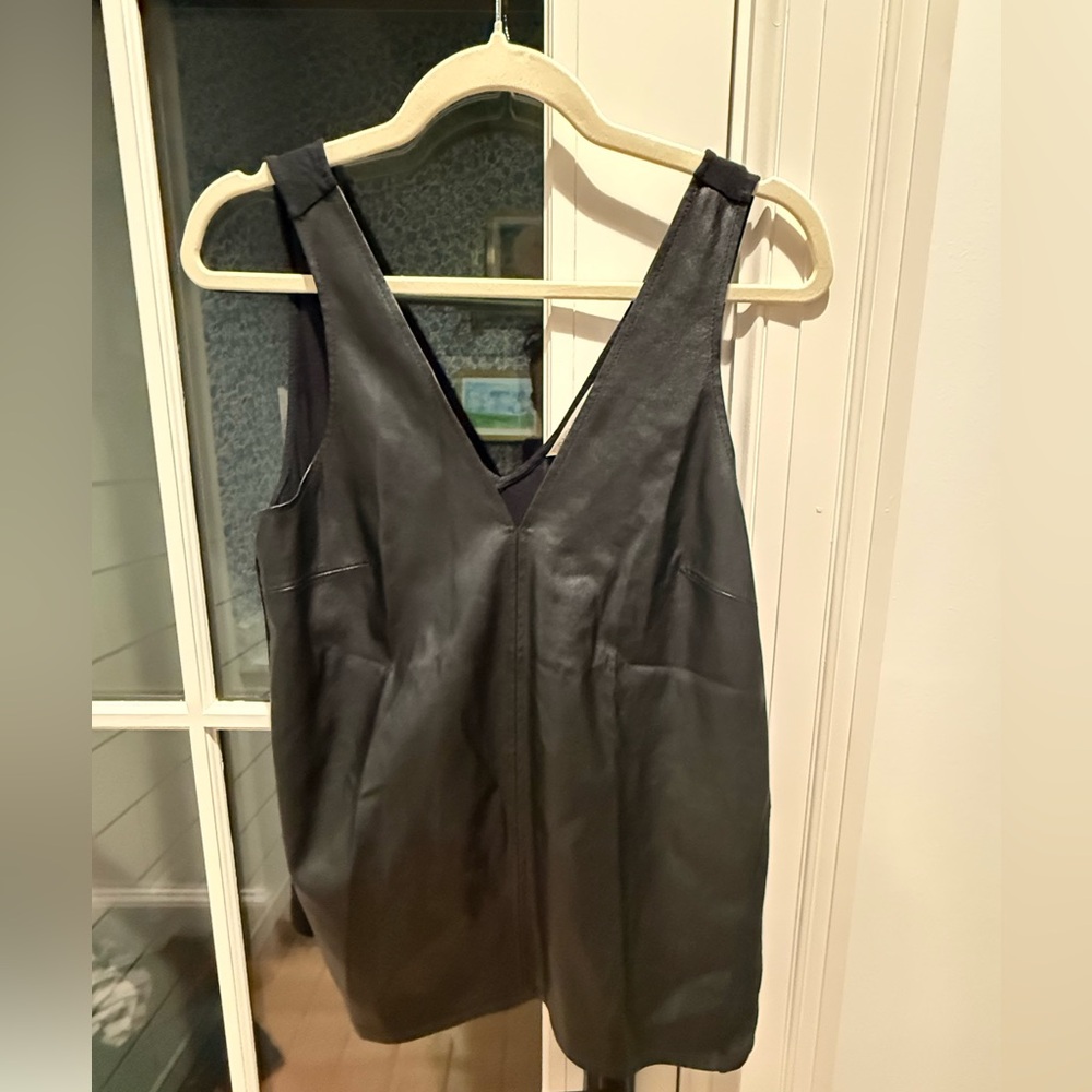RACHEL Rachel Roy Black V-Neck Tank Top - Picture 3 of 3